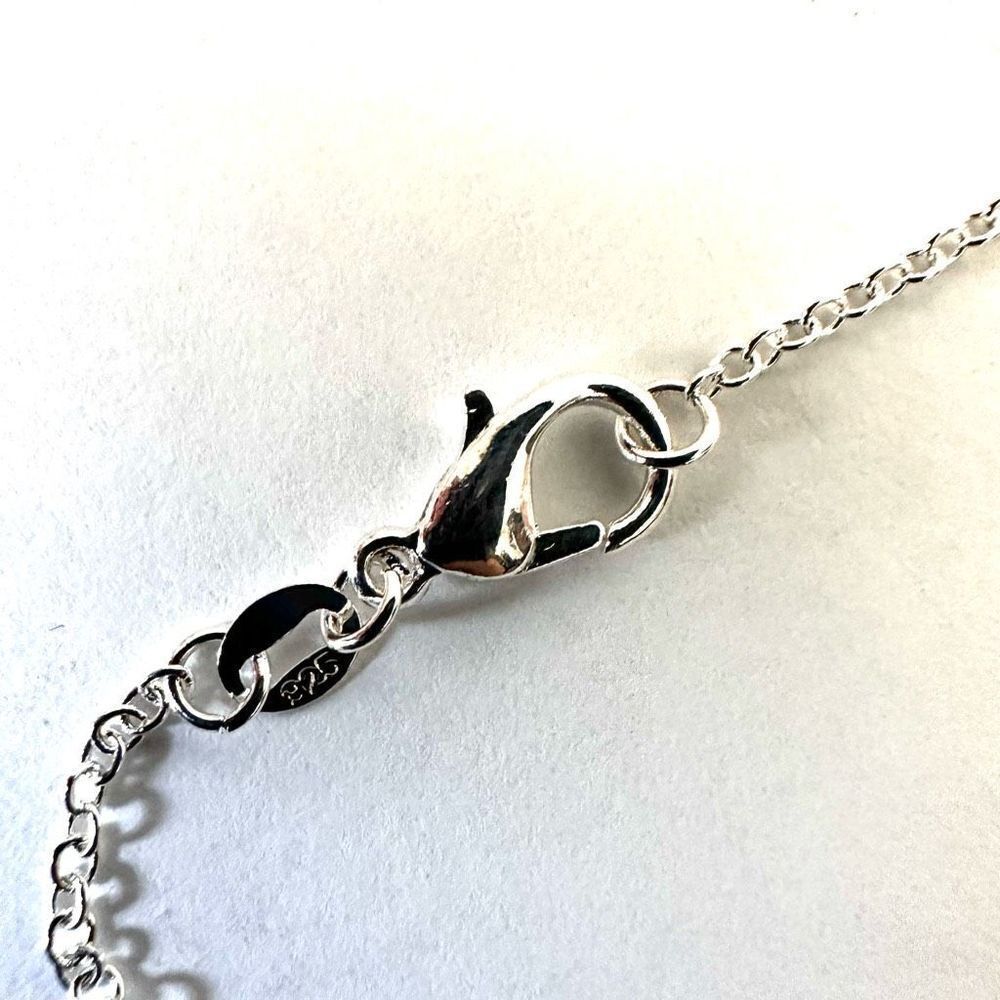 Silver tone heart pendant necklace - Picture 6 of 9